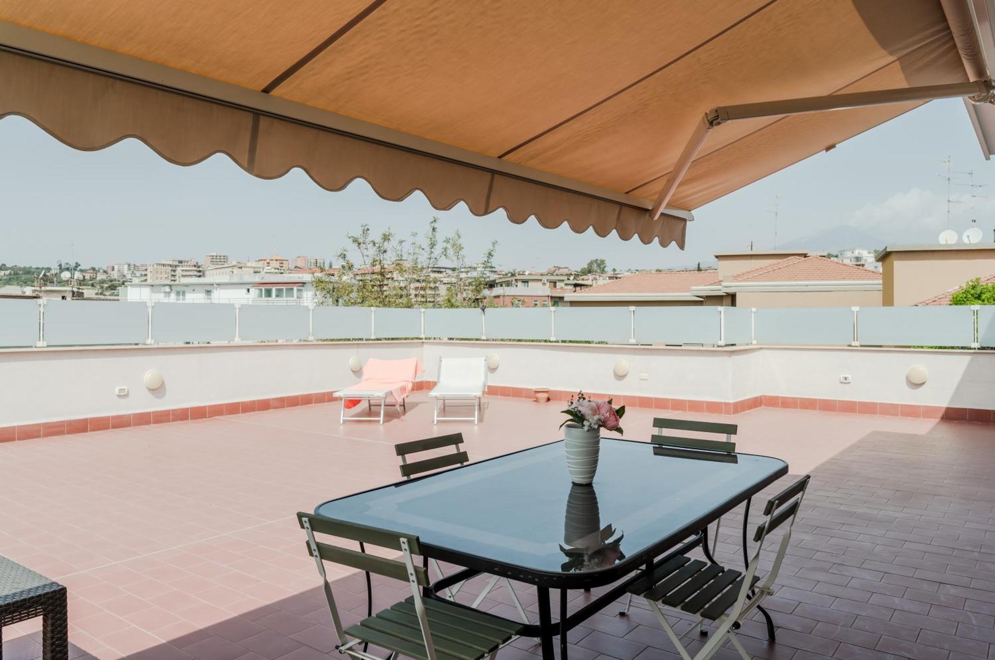 Catania Skyview Terrace: Your Urban Escape Dış mekan fotoğraf